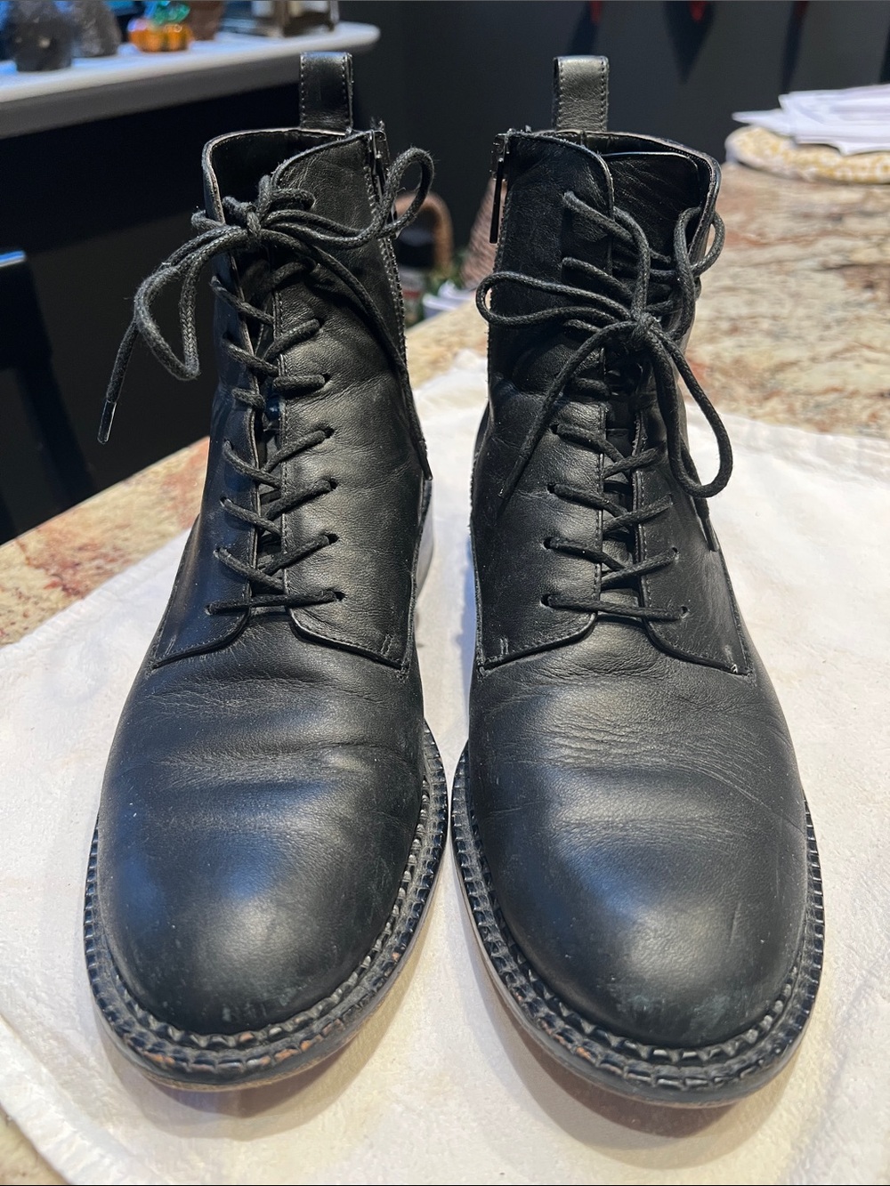 Vince Women’s Black Leather Cabria Lace-Up Boots - Size 8.5M - Picture 2 of 13
